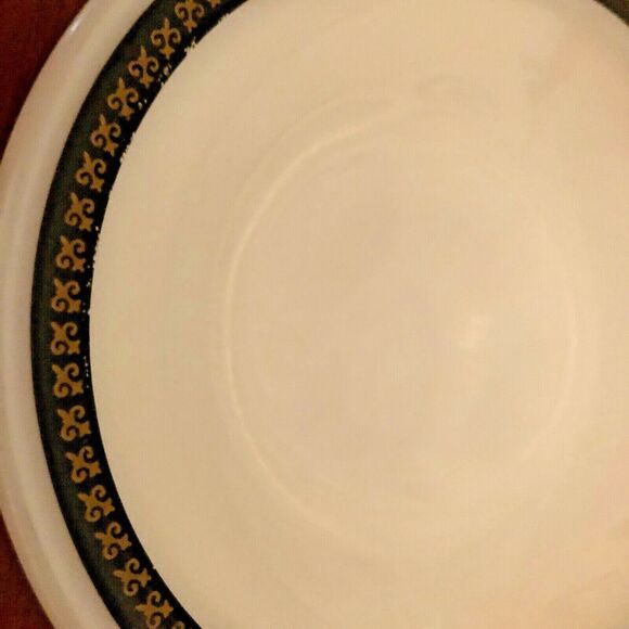 Vintage Pyrex Fleur de Lis Berry Bowl Ebony & Gold Gothic Tableware - Picture 4 of 6
